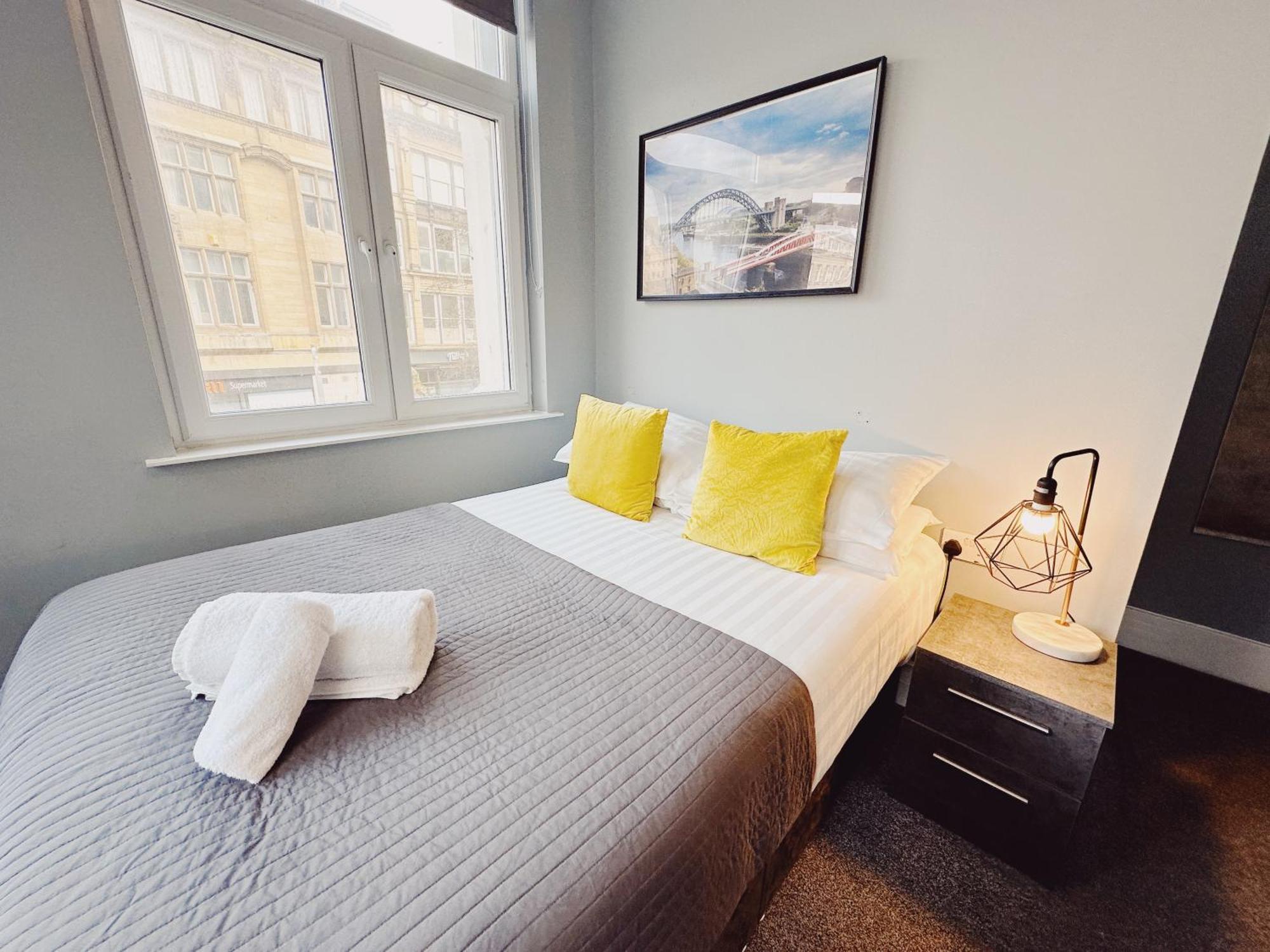 3 Bedroom Apartment In The Heart Of Newcastle - Modern - Sleeps 6 Eksteriør billede