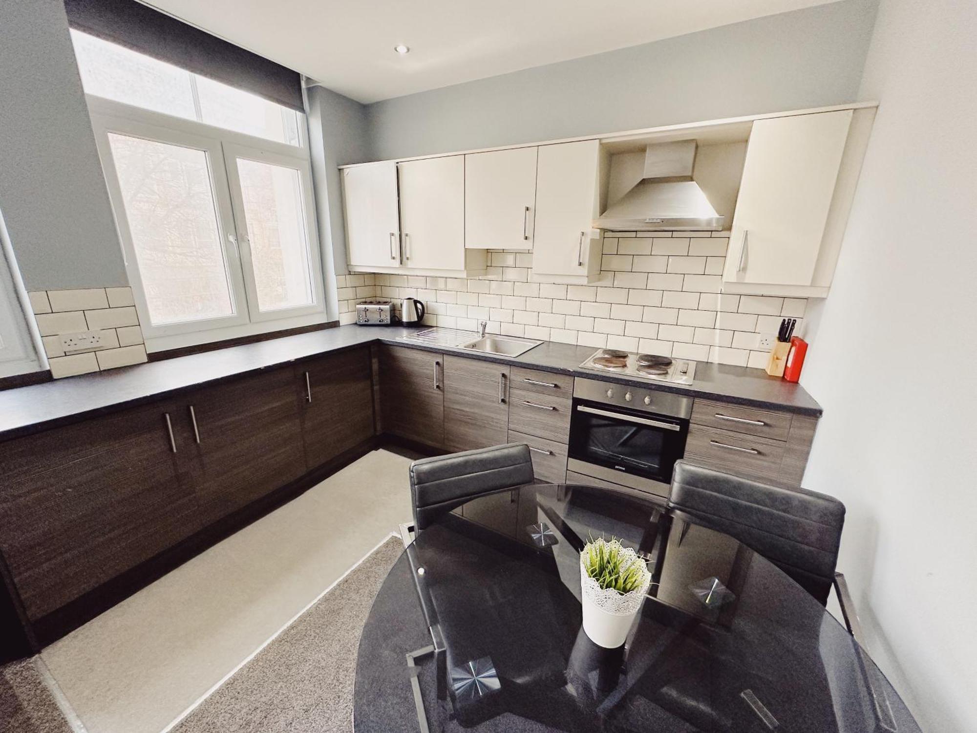 3 Bedroom Apartment In The Heart Of Newcastle - Modern - Sleeps 6 Eksteriør billede